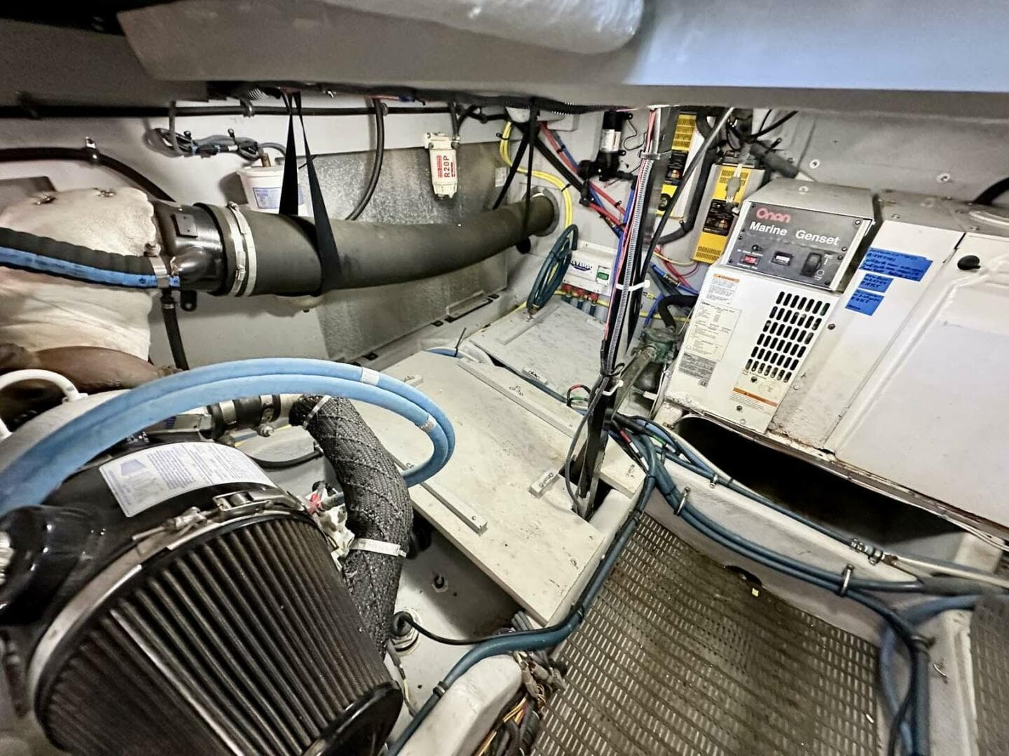 2007 Meridian 411 Sedan — photo 43