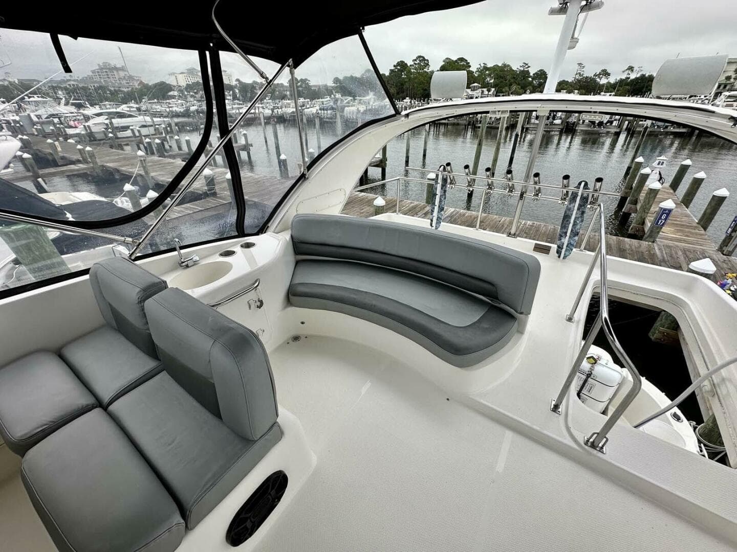 2007 Meridian 411 Sedan — photo 35