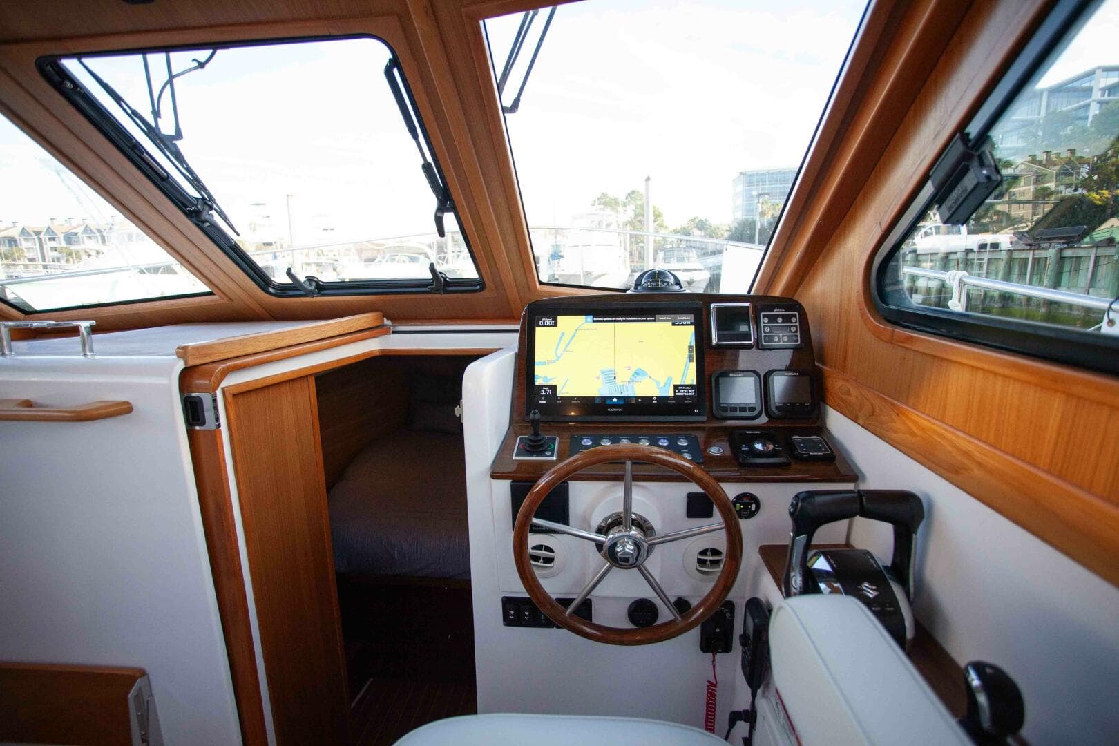 2024 True North Outboard Express — photo 133