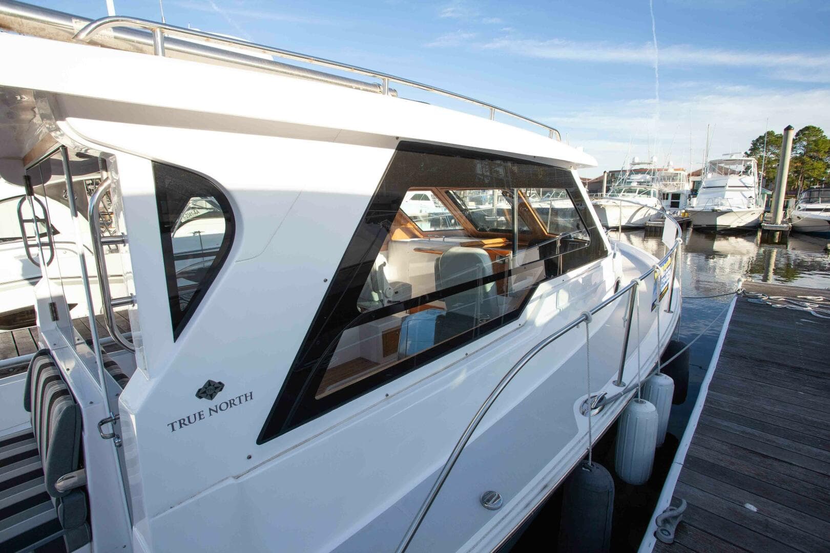 2024 True North Outboard Express — photo 31