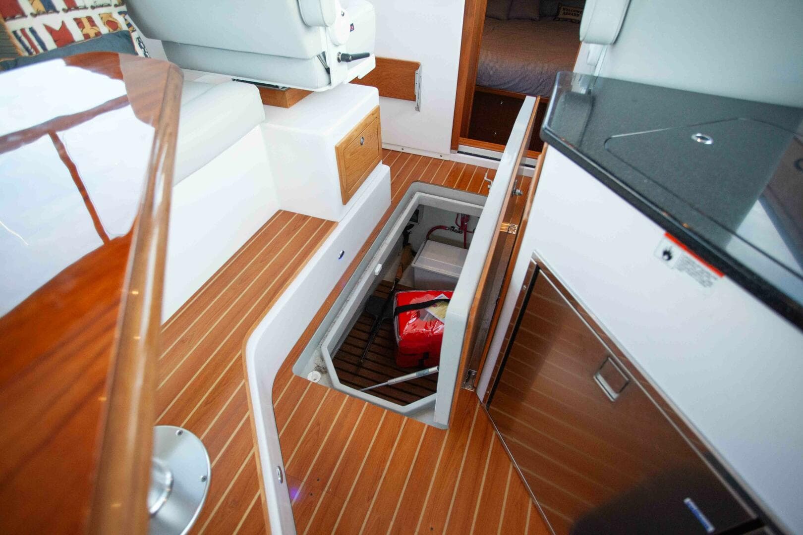 2024 True North Outboard Express — photo 167