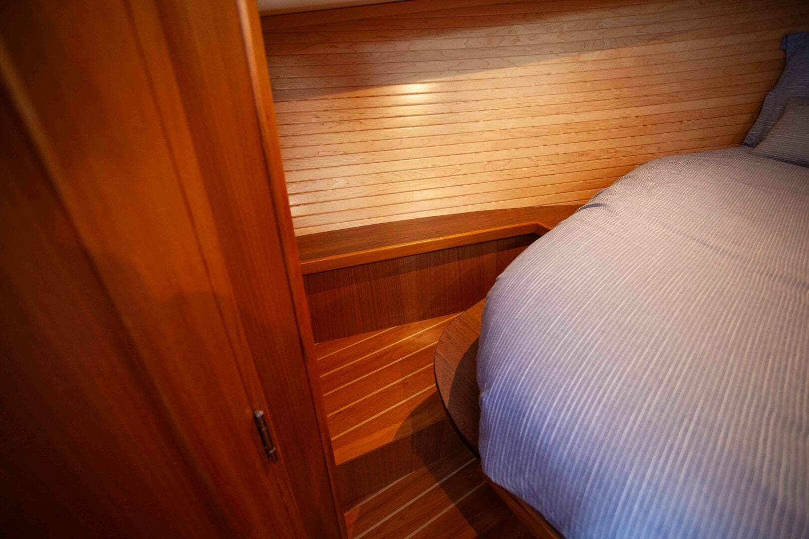 2024 True North Outboard Express — photo 150