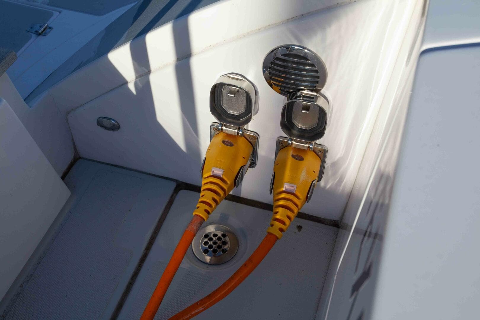 2024 True North Outboard Express — photo 61