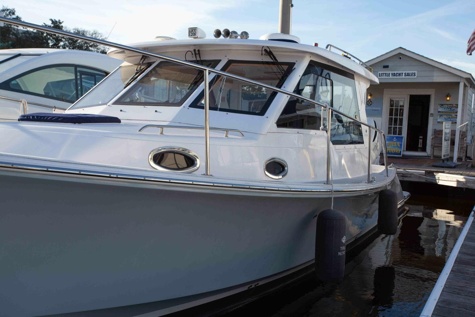 2024 True North Outboard Express — photo 22