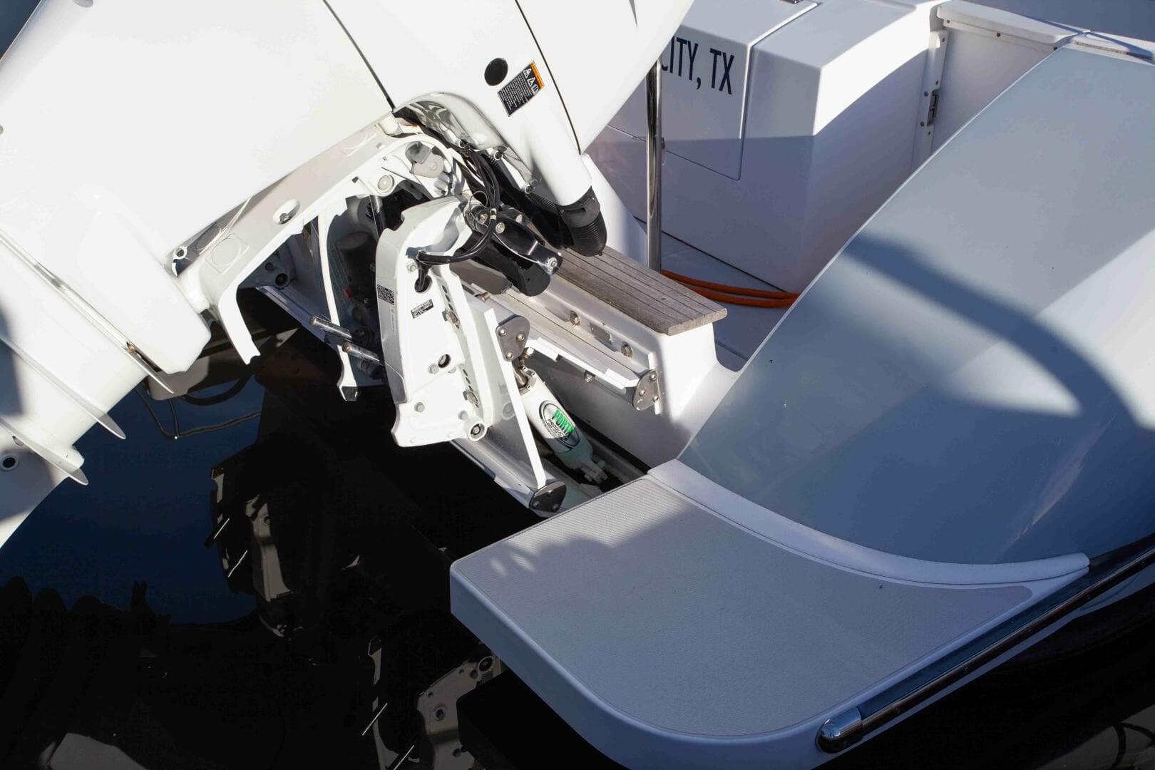 2024 True North Outboard Express — photo 30