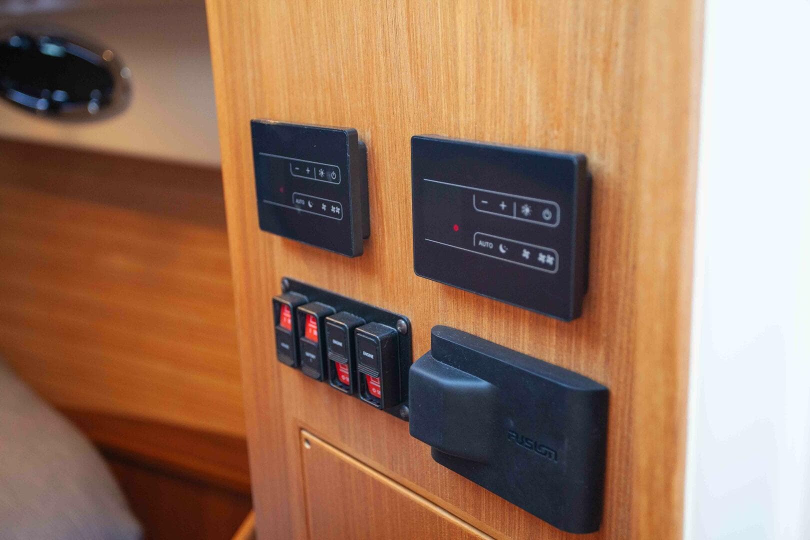 2024 True North Outboard Express — photo 141