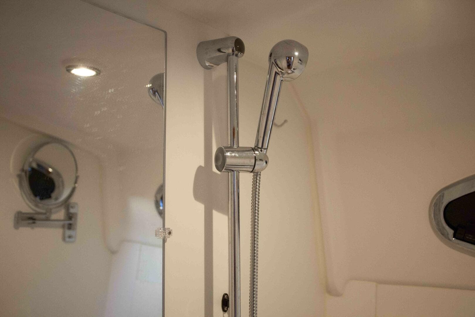 2024 True North Outboard Express — photo 160