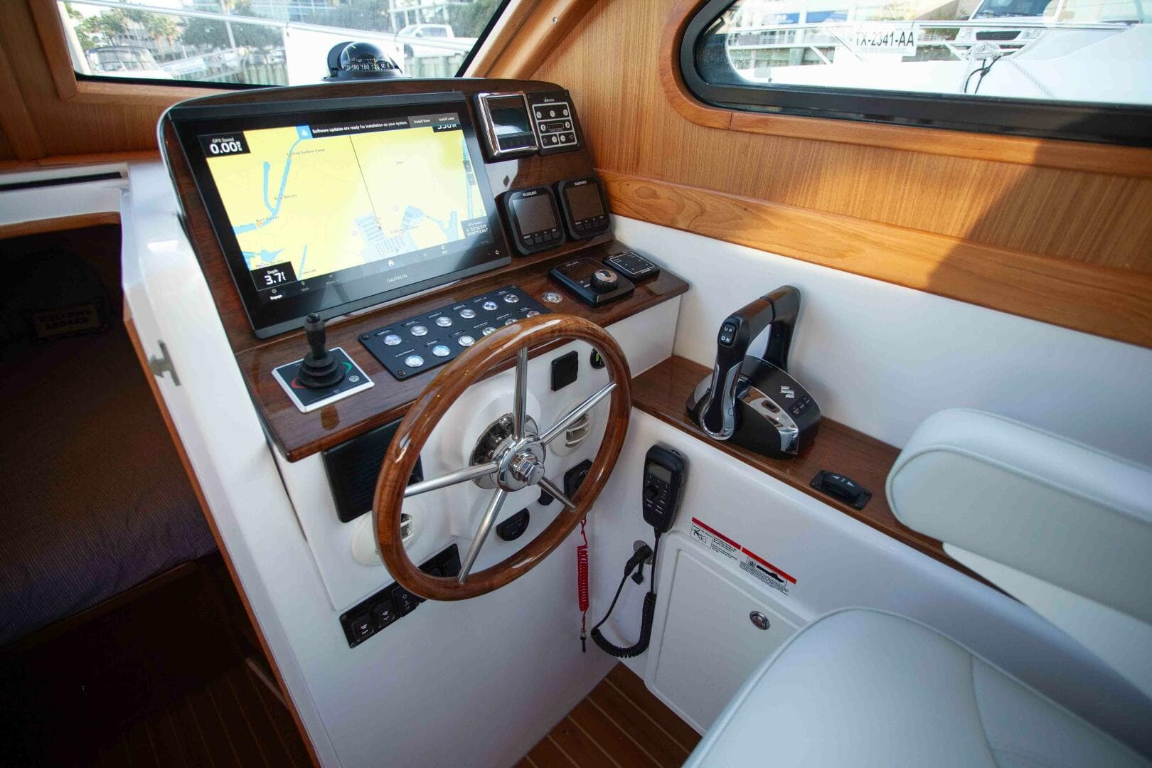 2024 True North Outboard Express — photo 112