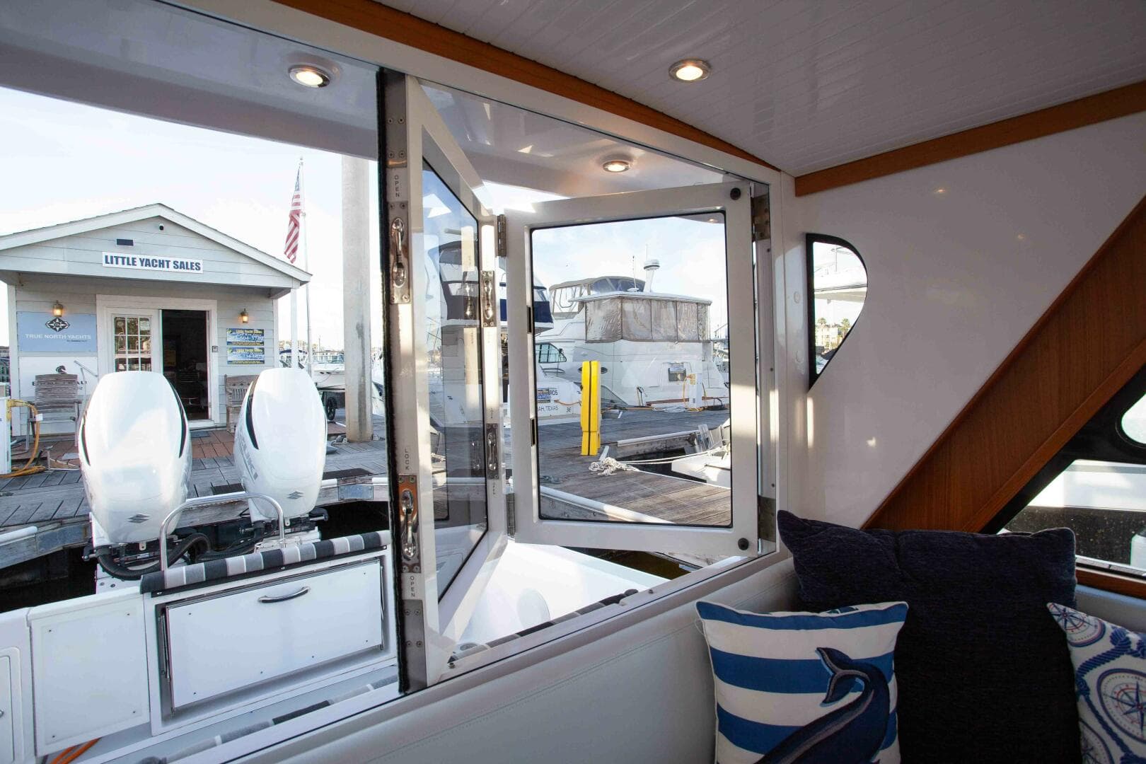 2024 True North Outboard Express — photo 75