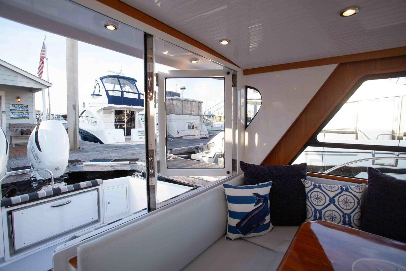 2024 True North Outboard Express — photo 77