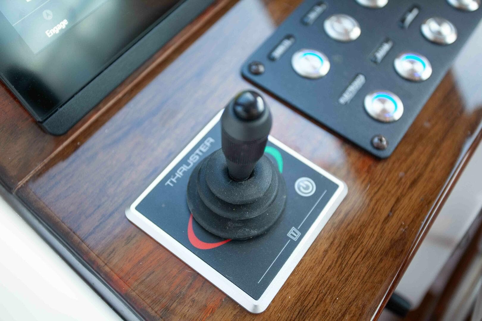 2024 True North Outboard Express — photo 120