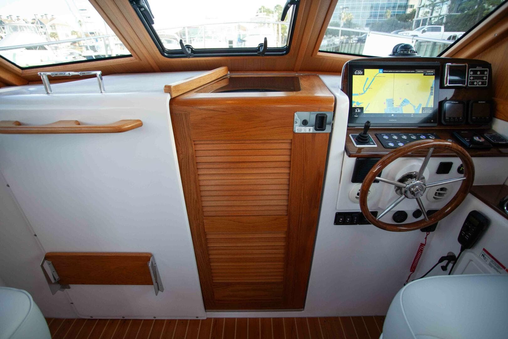 2024 True North Outboard Express — photo 135