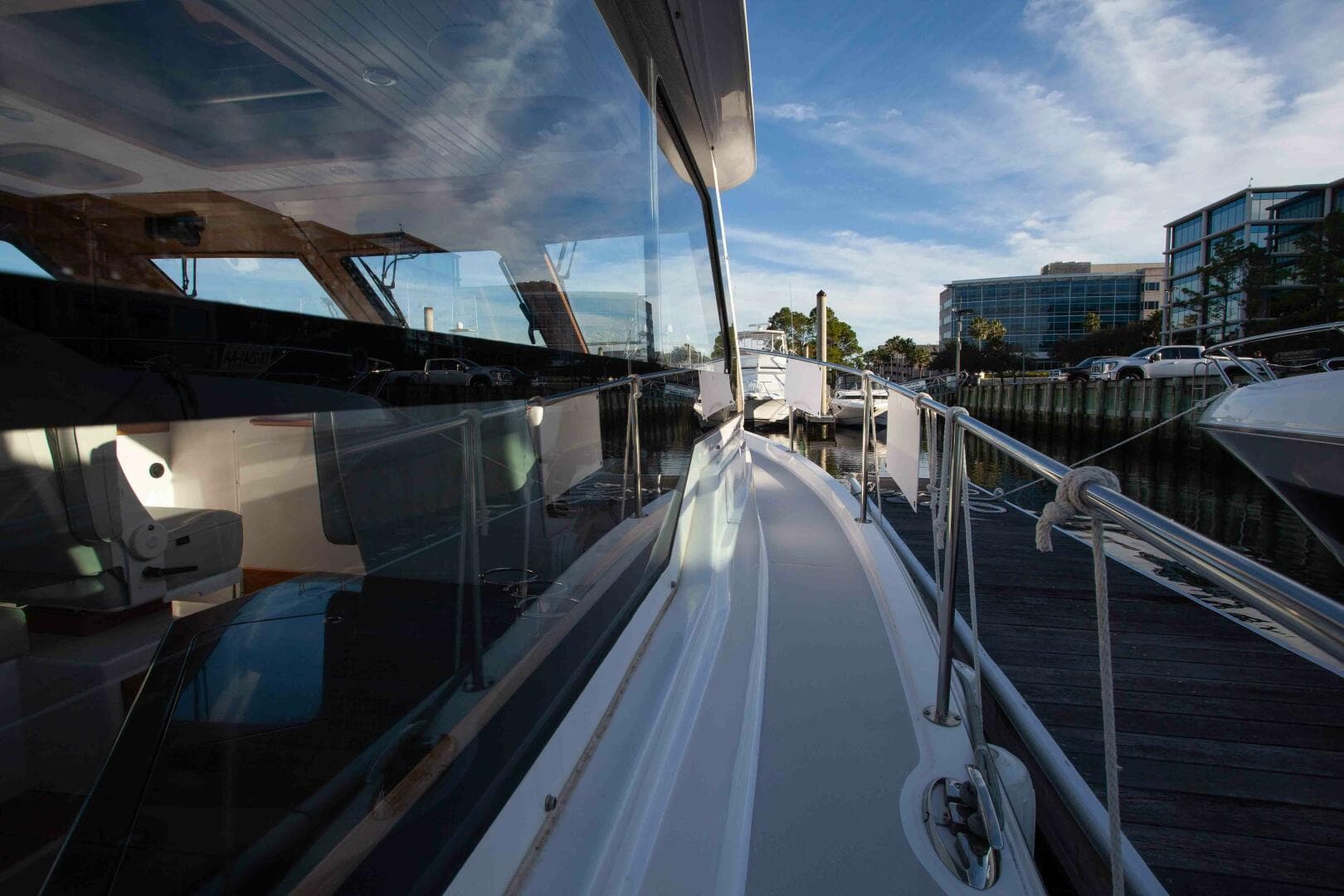 2024 True North Outboard Express — photo 41