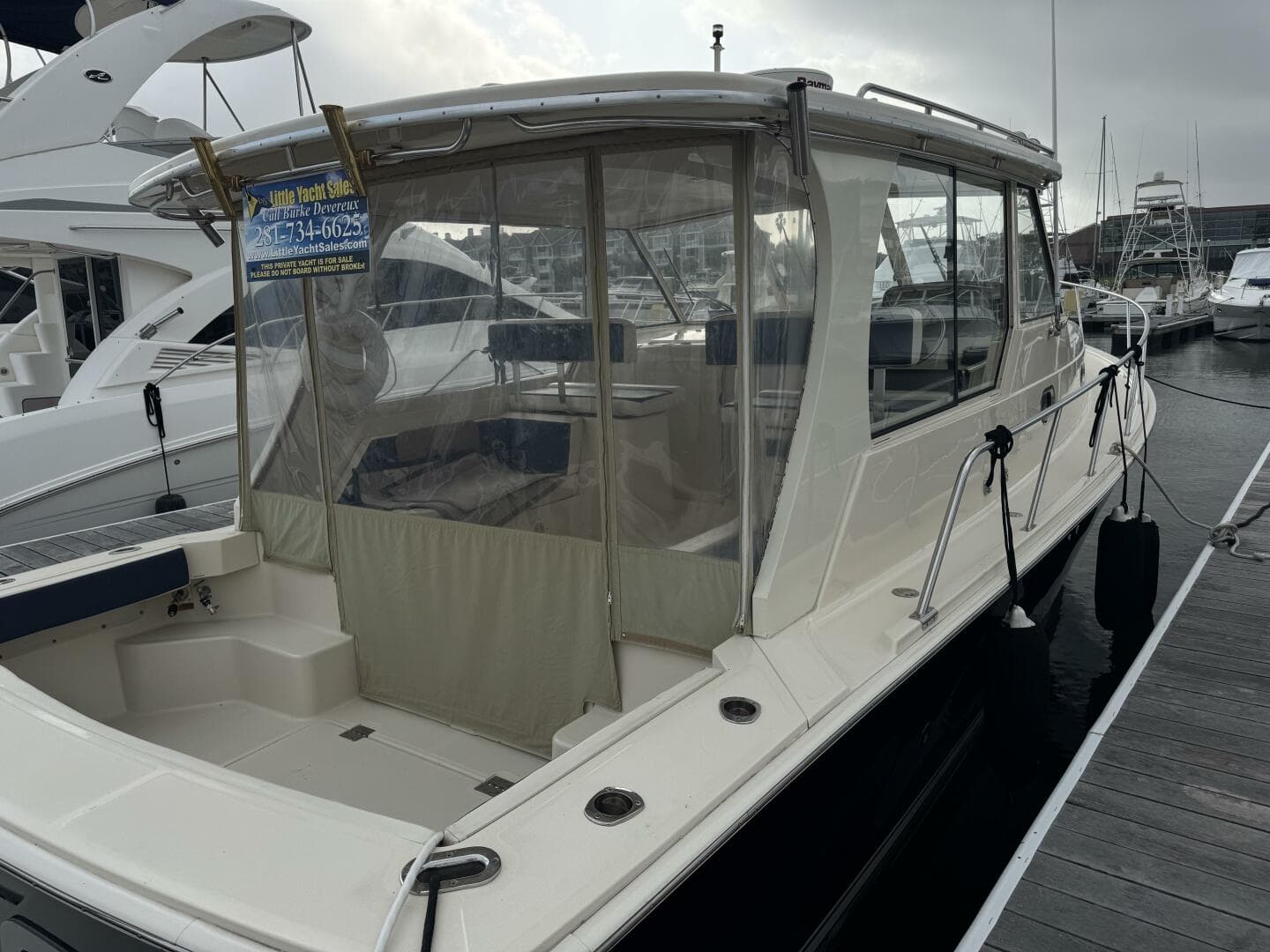 2008 Mainship 34 Pilot Hardtop — photo 12