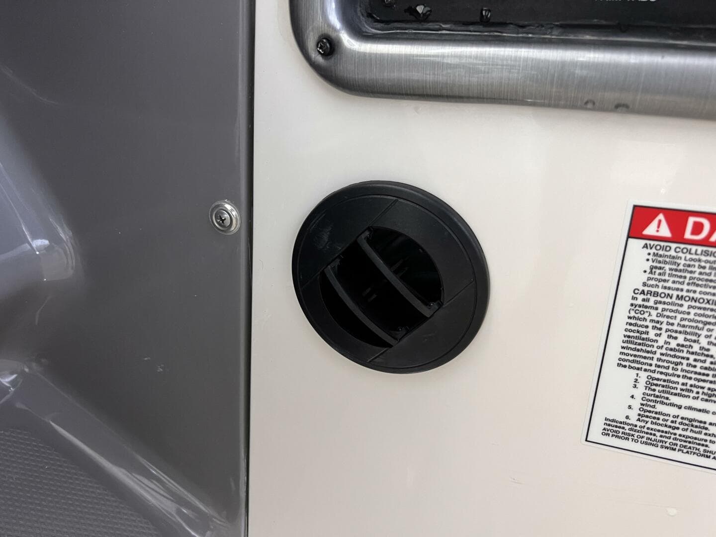 2009 Monterey 280 Sc — photo 31