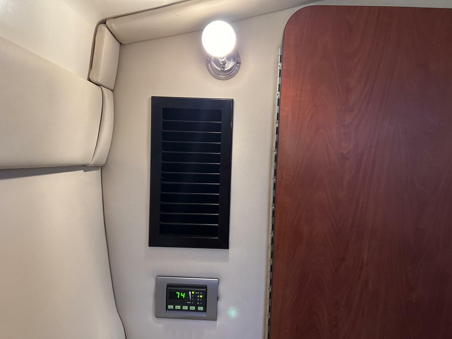 2009 Monterey 280 Sc — photo 74