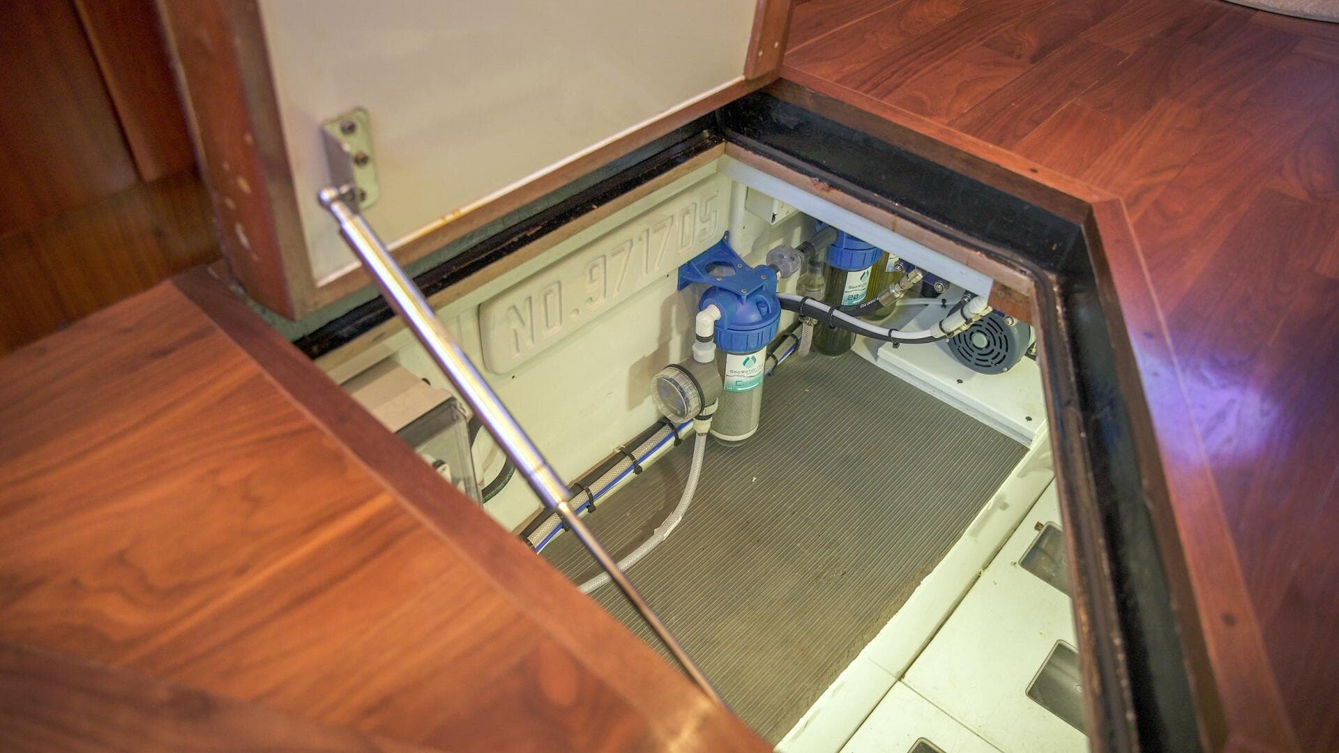 1991 Monterey 65 Convertible Custom Sportfish — photo 26