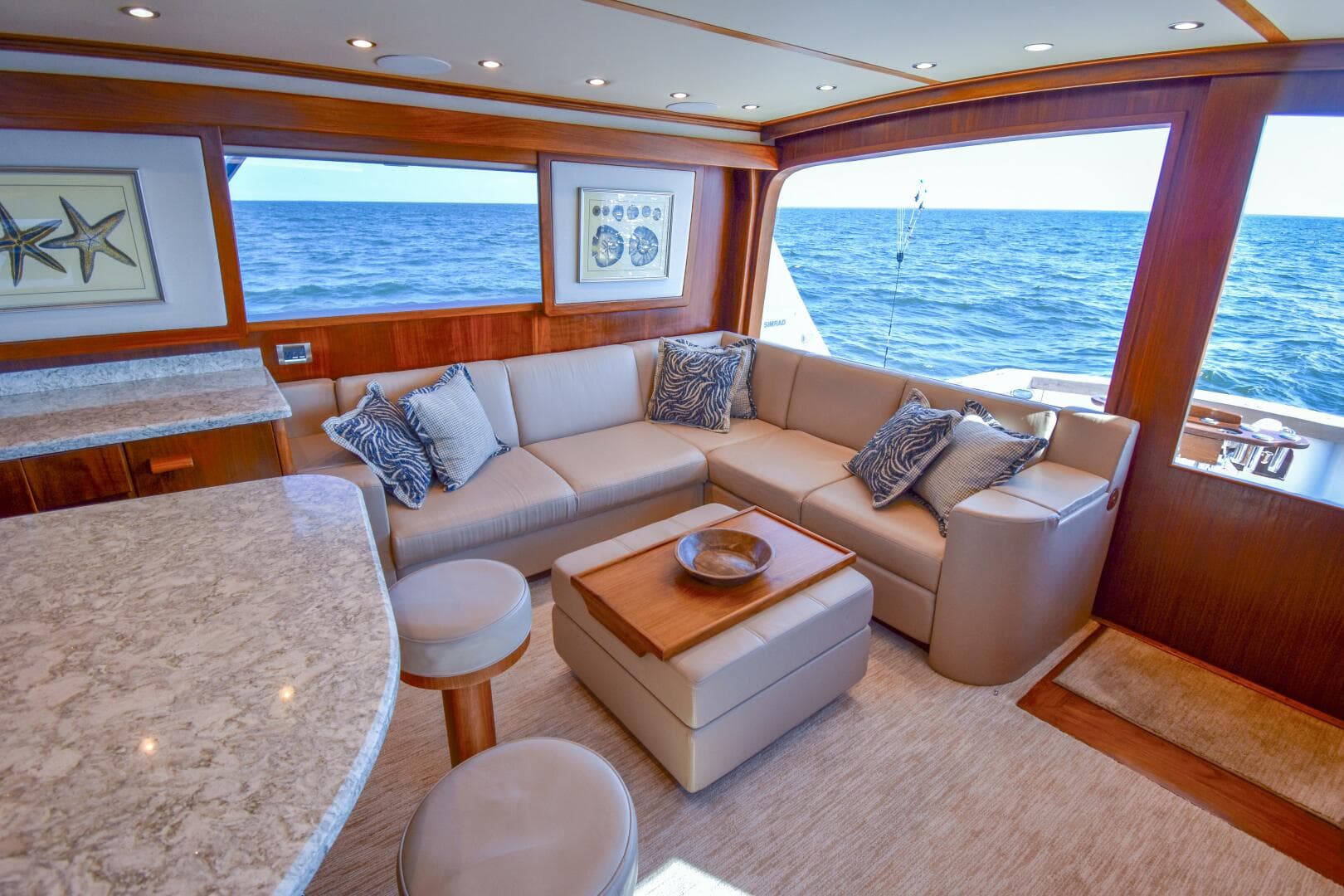 1991 Monterey 65 Convertible Custom Sportfish — photo 10