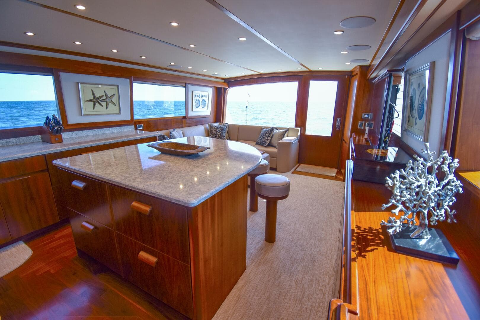 1991 Monterey 65 Convertible Custom Sportfish — photo 9