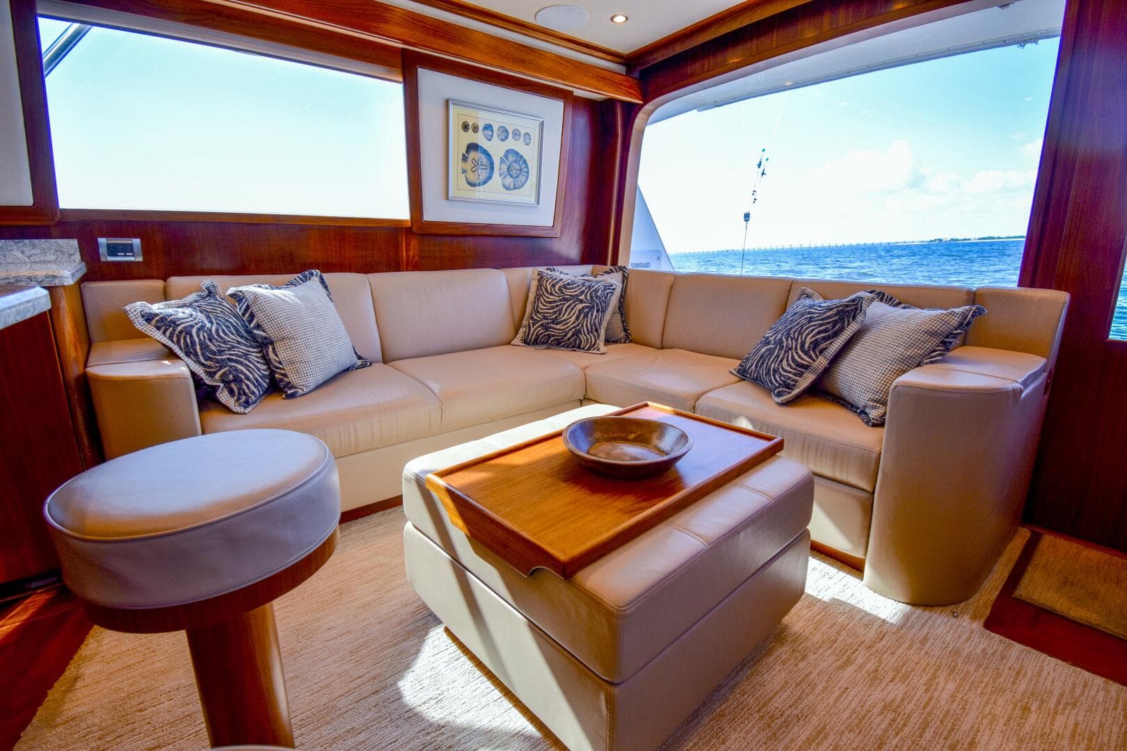 1991 Monterey 65 Convertible Custom Sportfish — photo 2