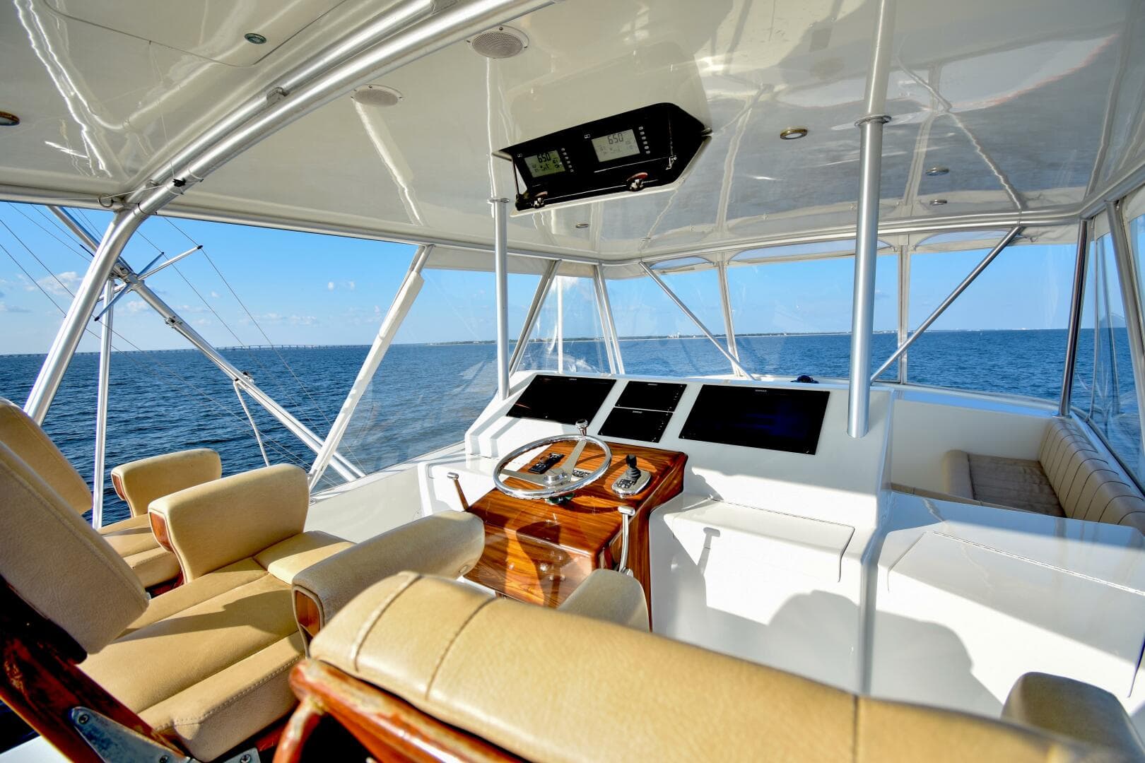 1991 Monterey 65 Convertible Custom Sportfish — photo 35