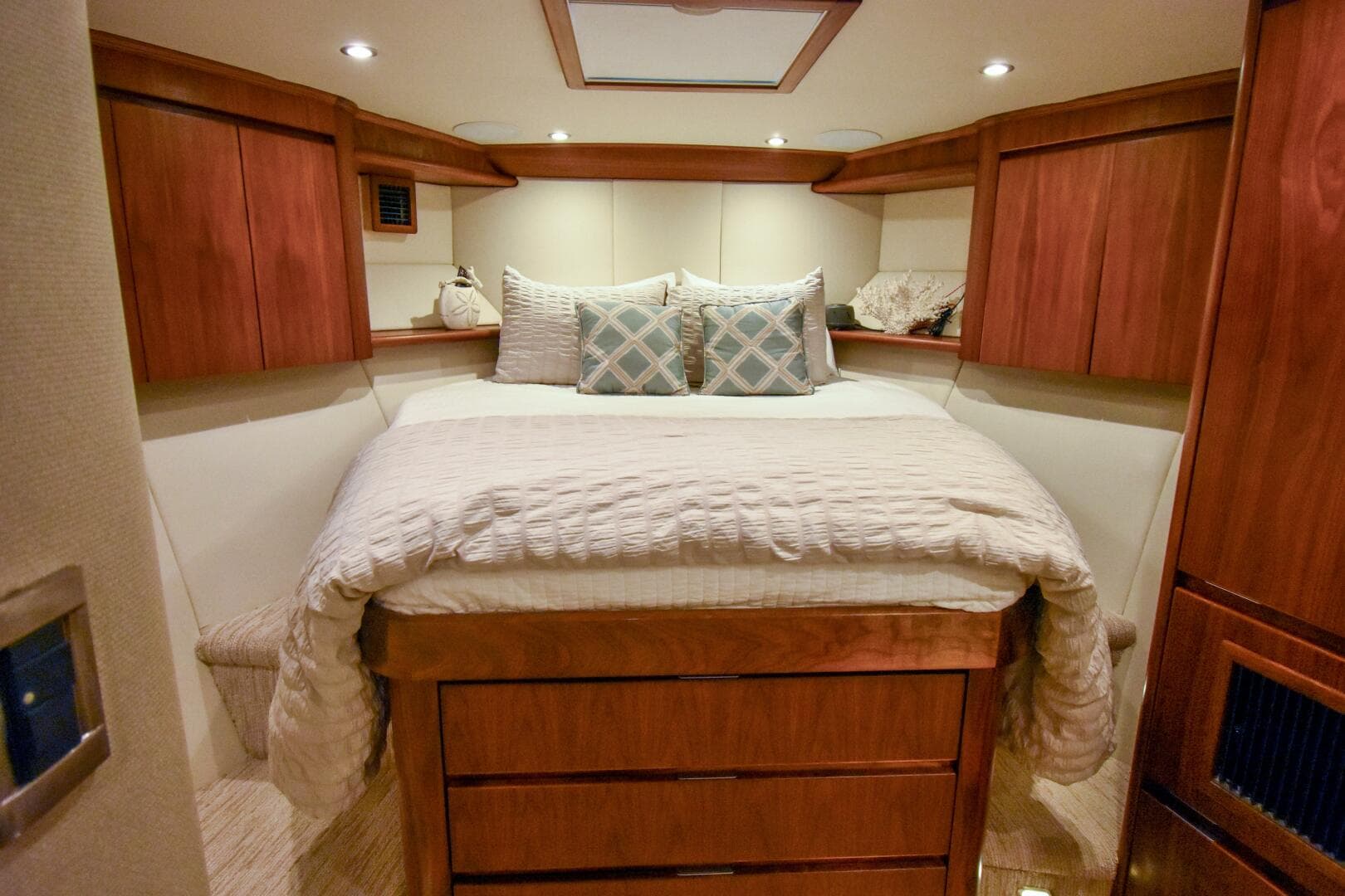 1991 Monterey 65 Convertible Custom Sportfish — photo 22