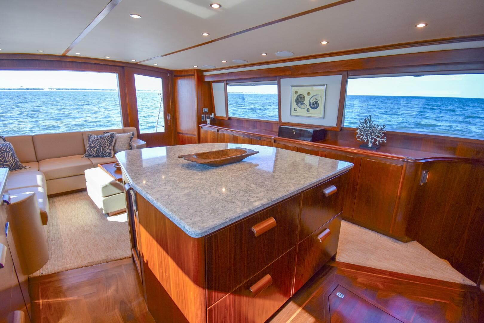 1991 Monterey 65 Convertible Custom Sportfish — photo 13