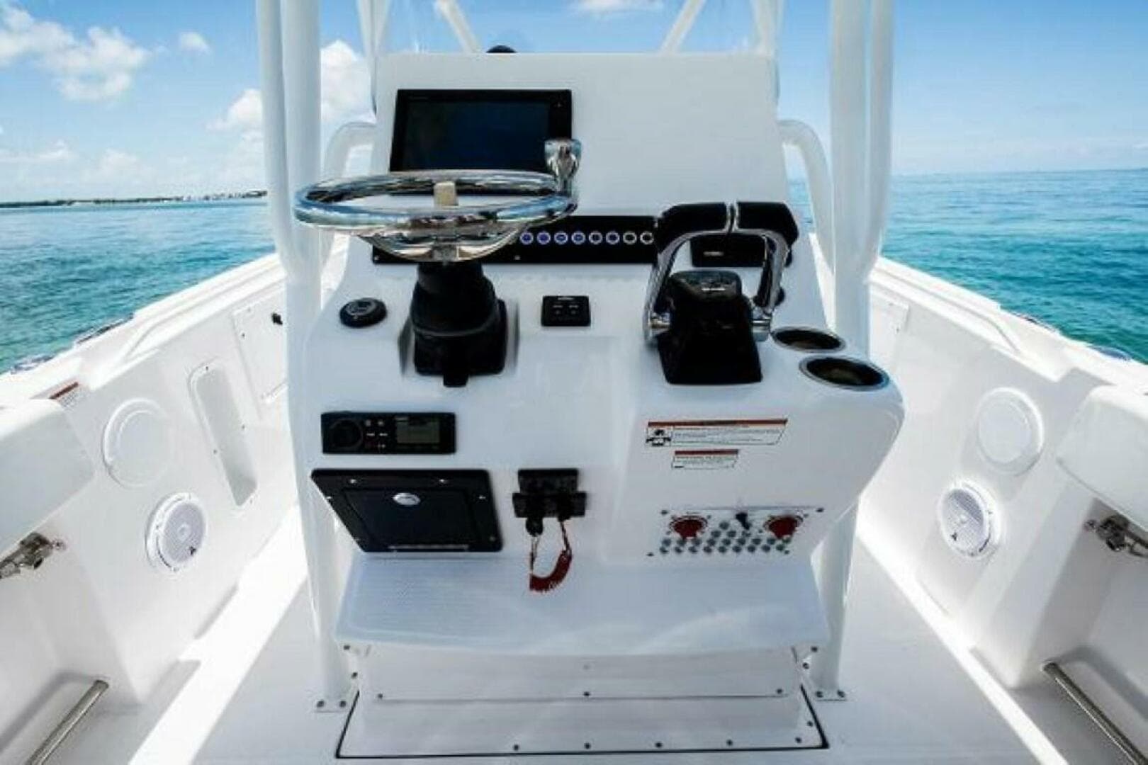 2025 Edgewater 245 CC — photo 9