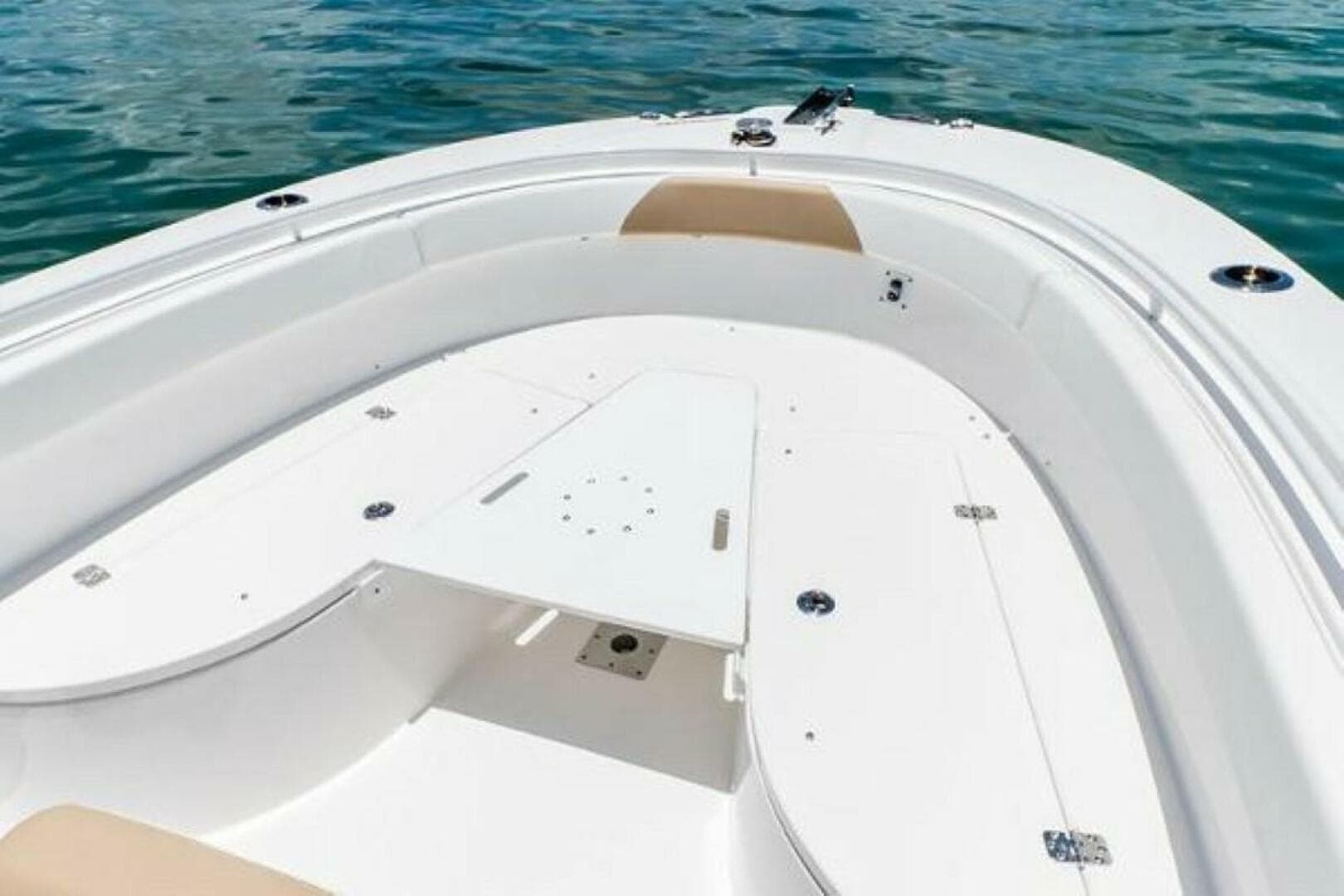 2025 Edgewater 245 CC — photo 7