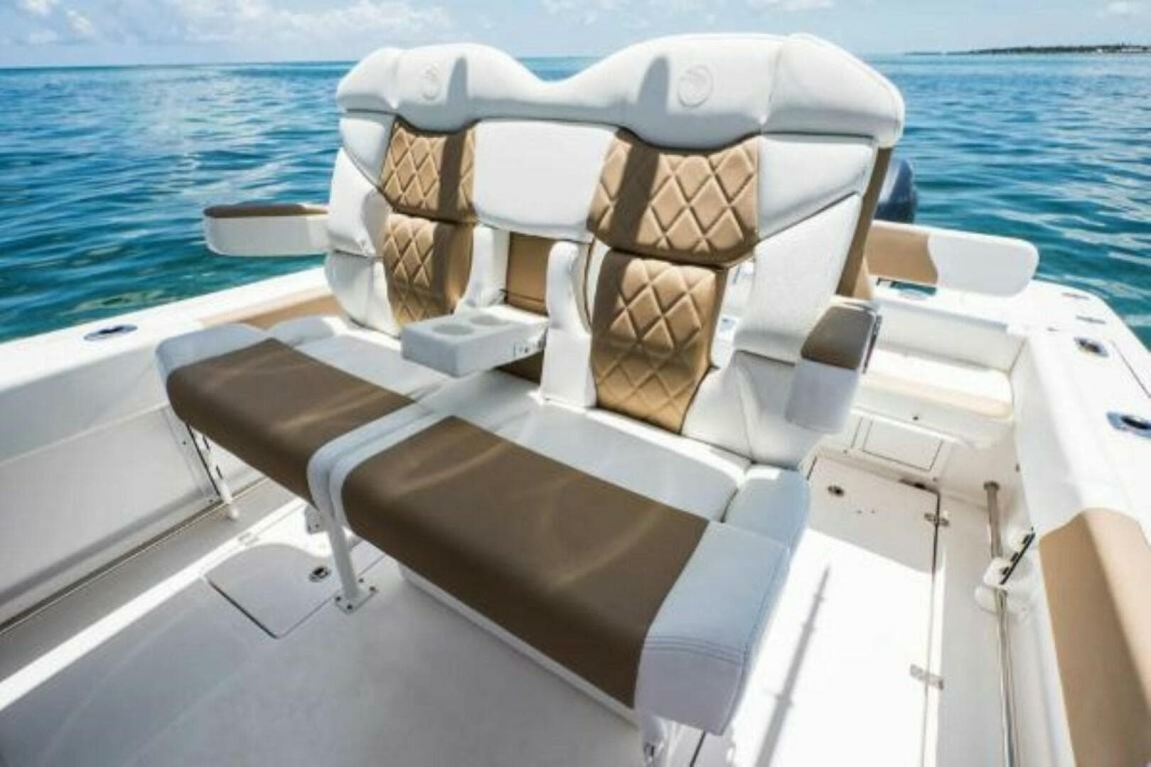 2025 Edgewater 245 CC — photo 12