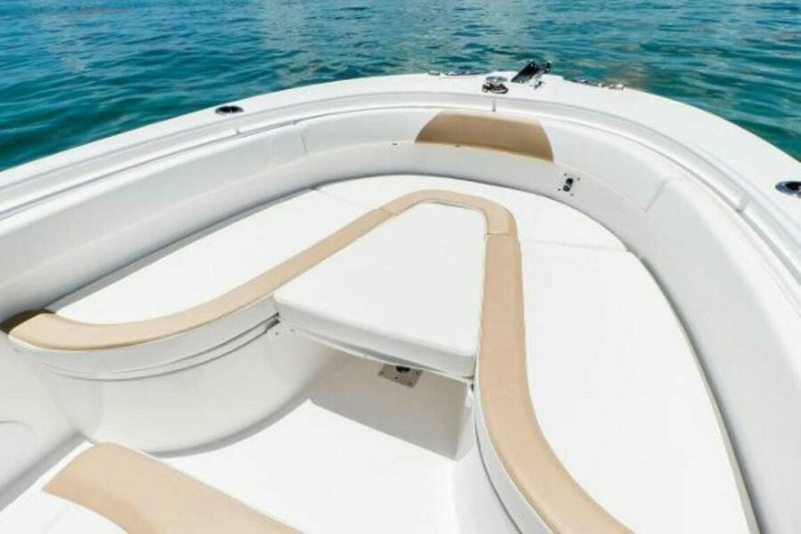 2025 Edgewater 245 CC — photo 6