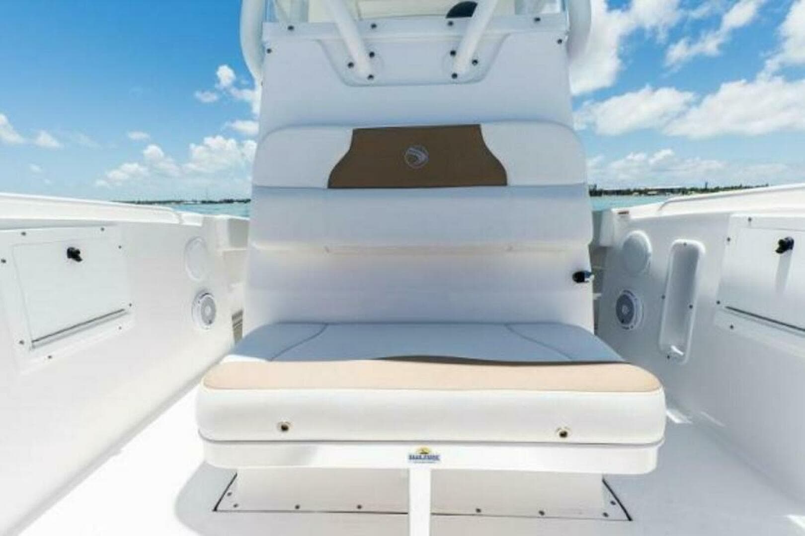2025 Edgewater 245 CC — photo 10