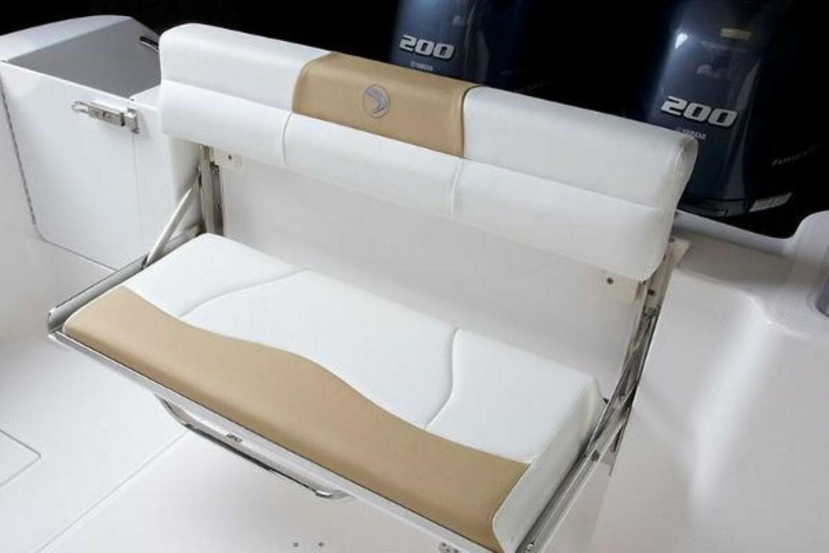 2025 Edgewater 262 CC — photo 9