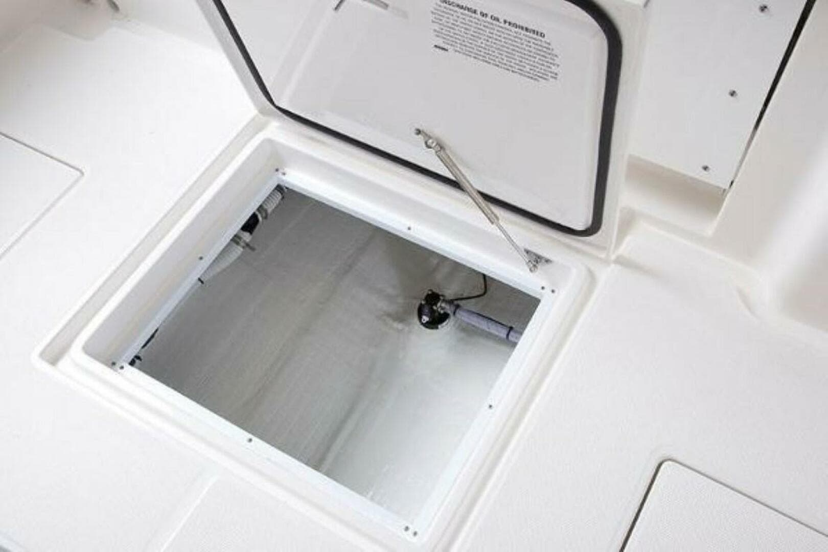 2025 Edgewater 262 CC — photo 10