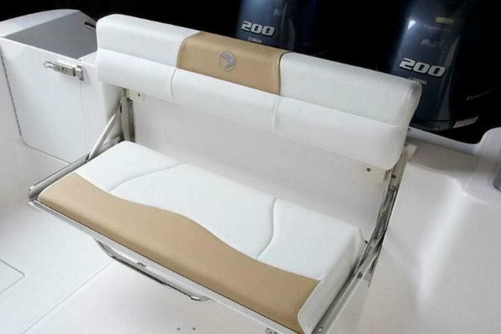 2025 Edgewater 262 CC — photo 9