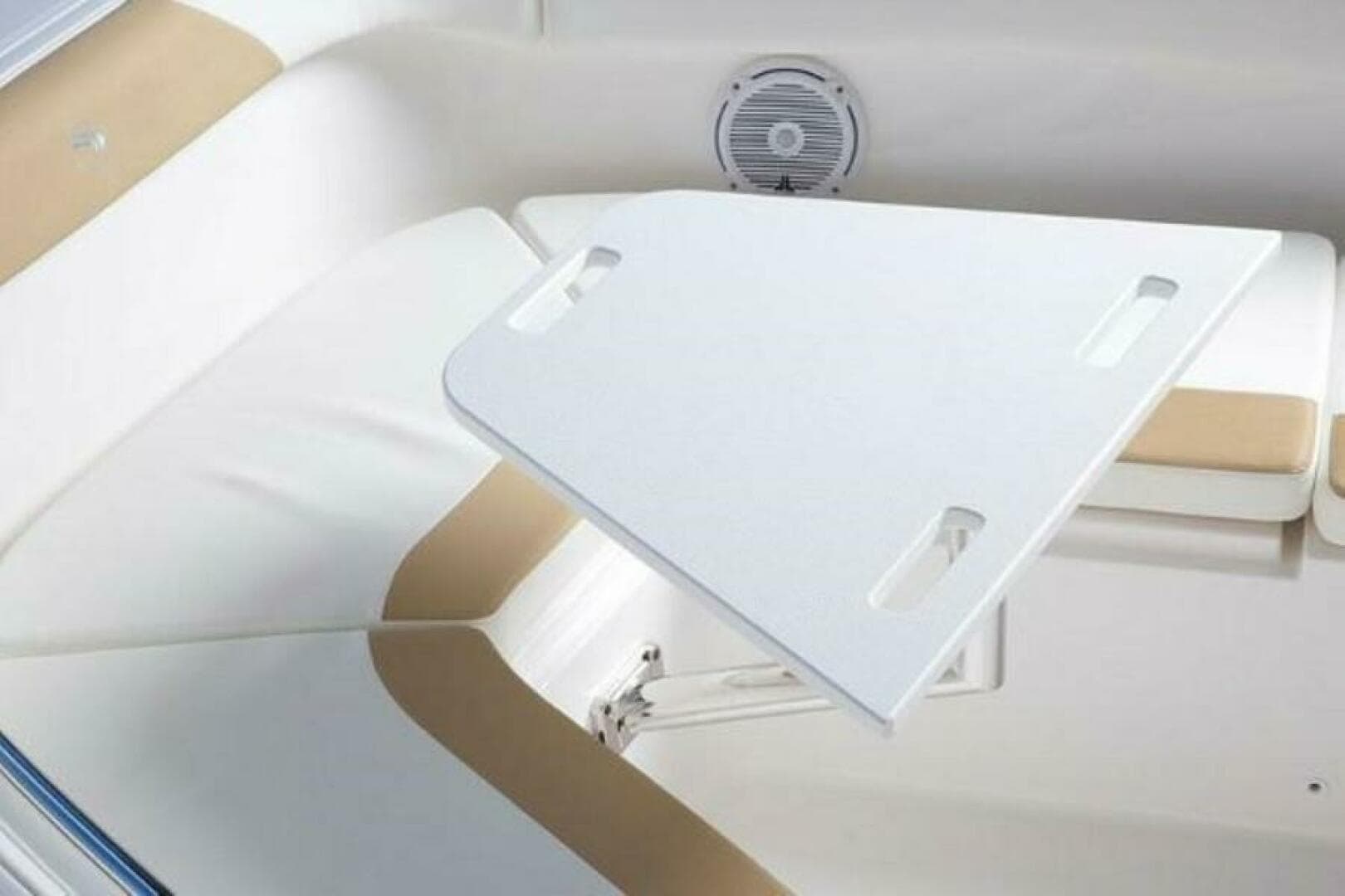 2025 Edgewater 262 CC — photo 5