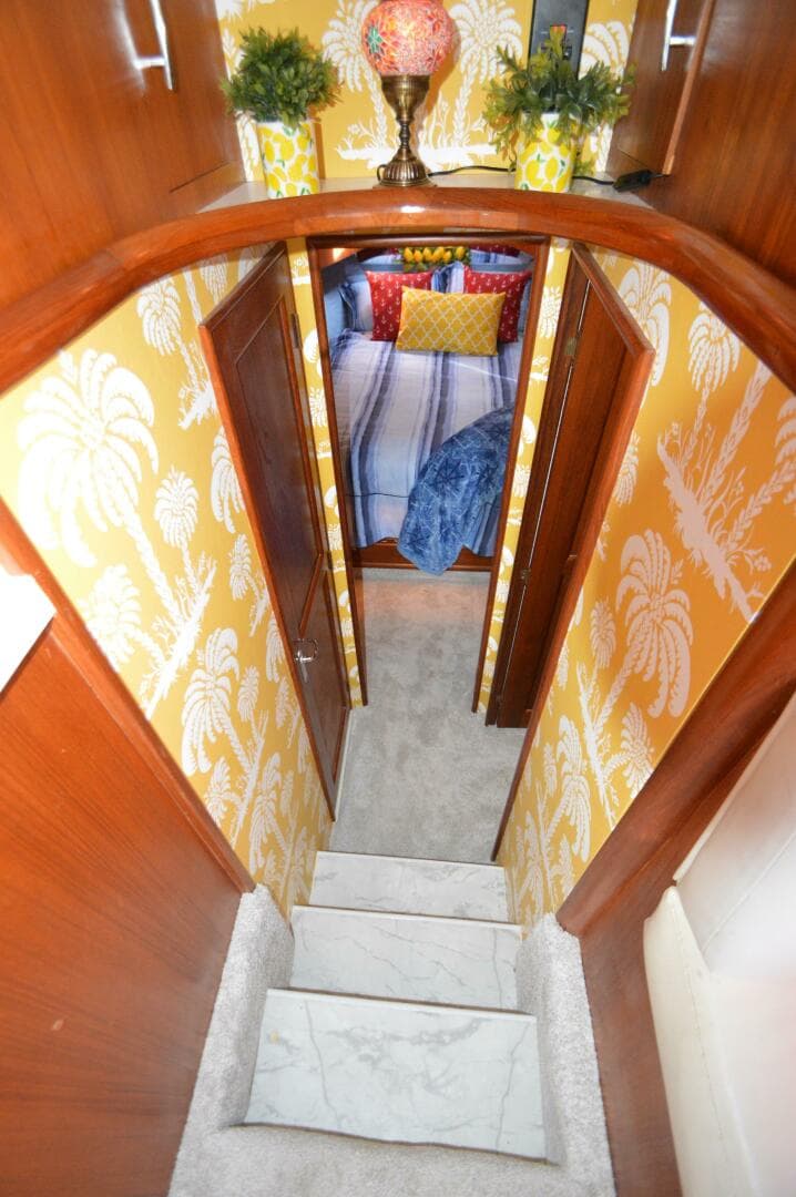 1995 Ocean 48 Cockpit — photo 44