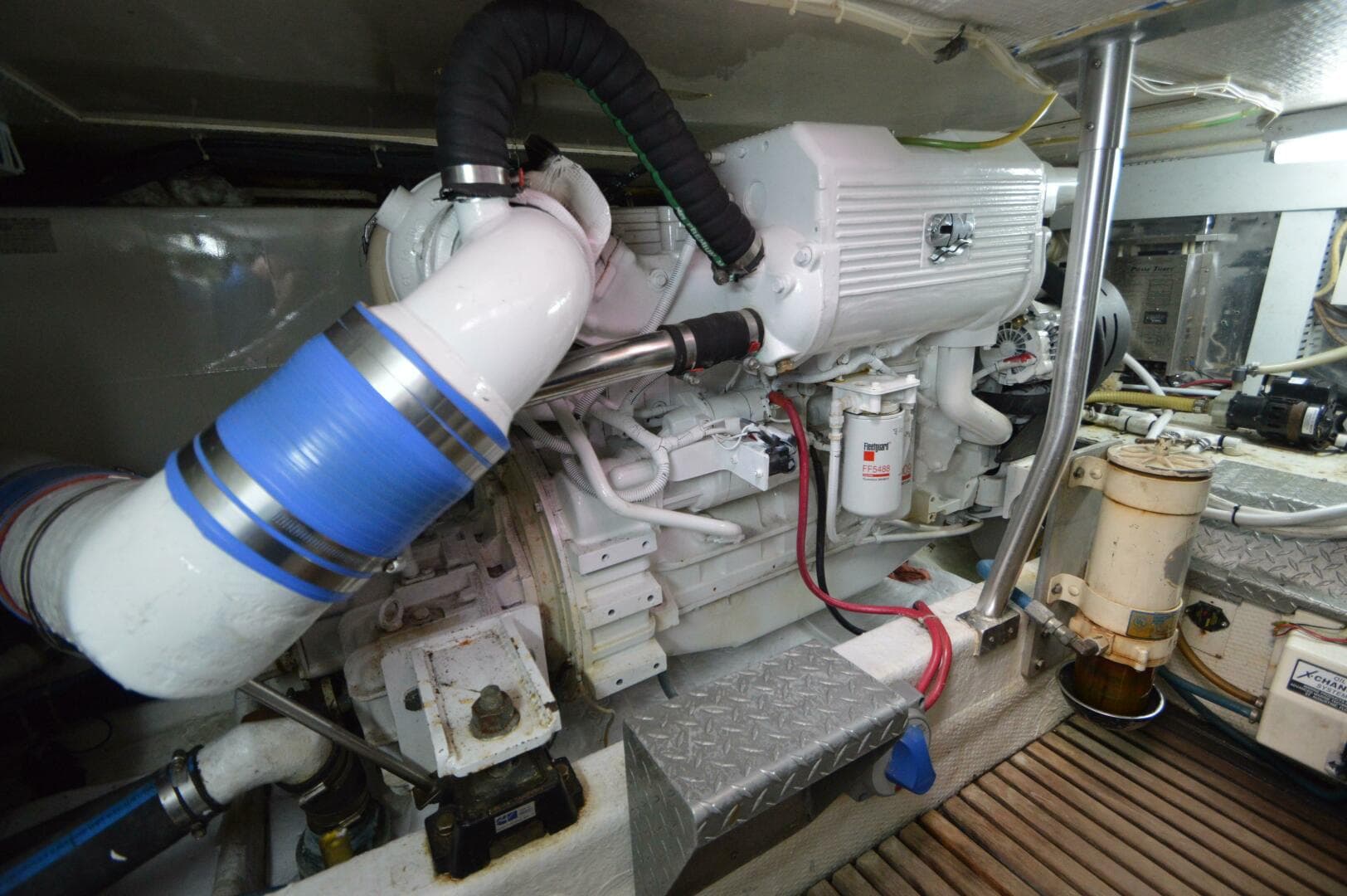 1995 Ocean 48 Cockpit — photo 61