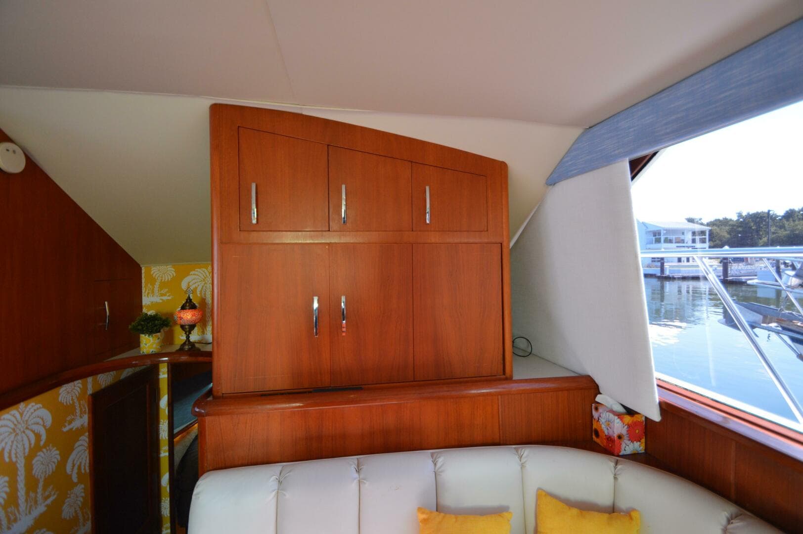 1995 Ocean 48 Cockpit — photo 25