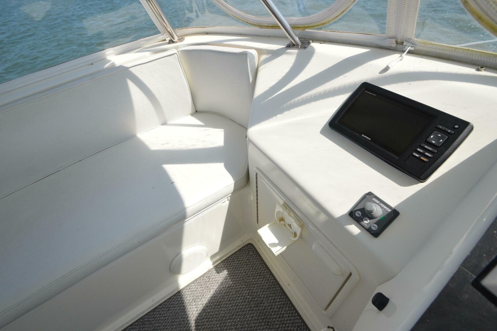 1995 Ocean 48 Cockpit — photo 101