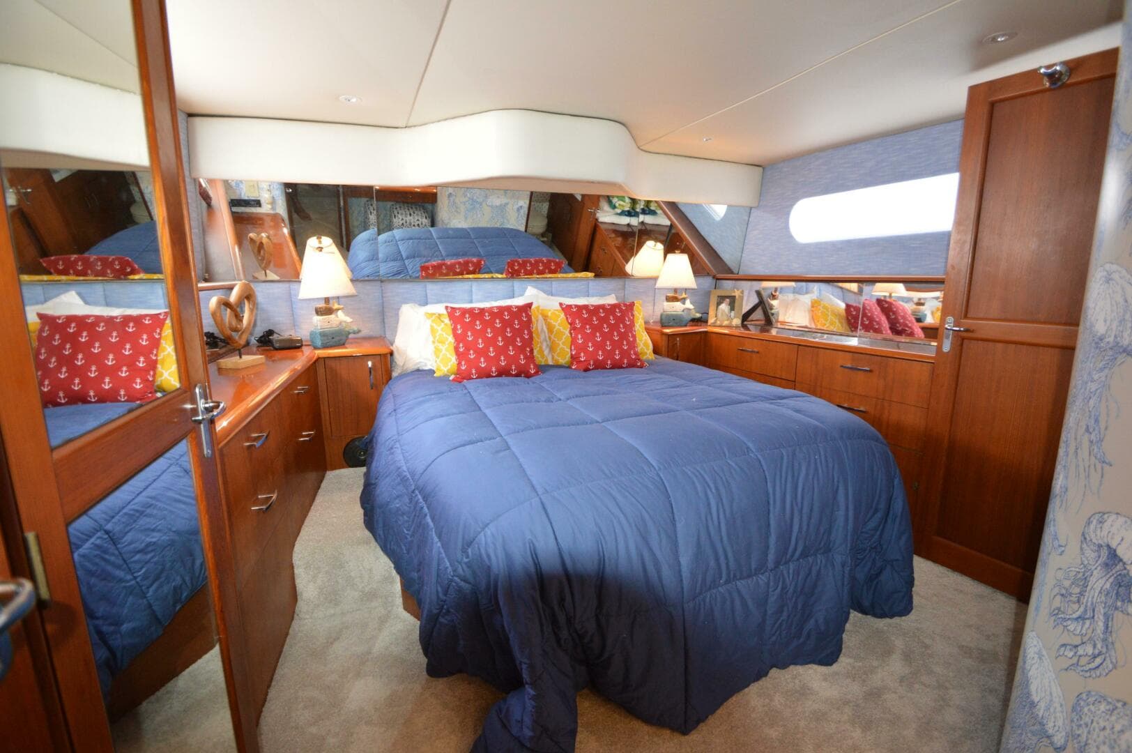 1995 Ocean 48 Cockpit — photo 31