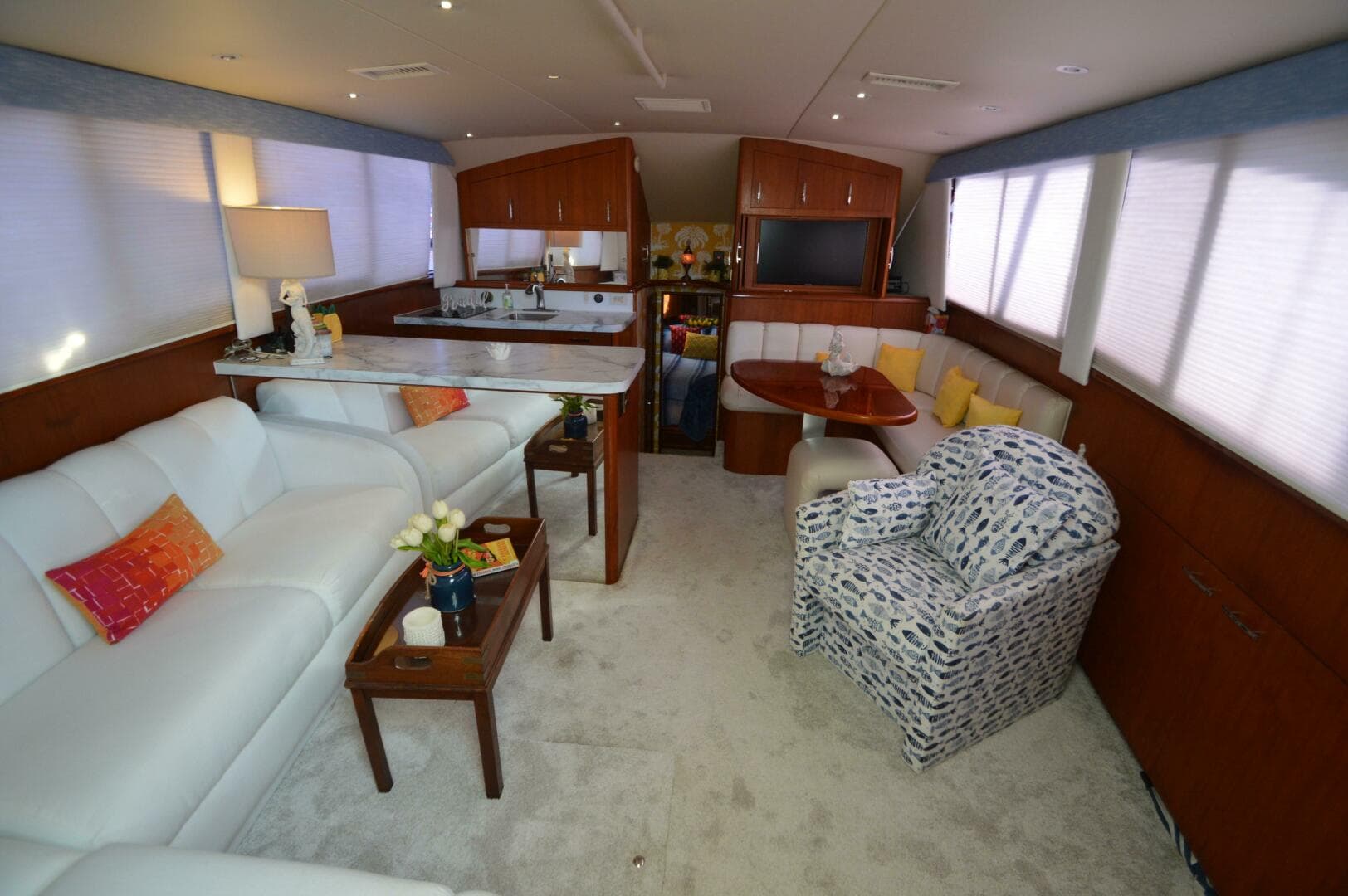 1995 Ocean 48 Cockpit — photo 6