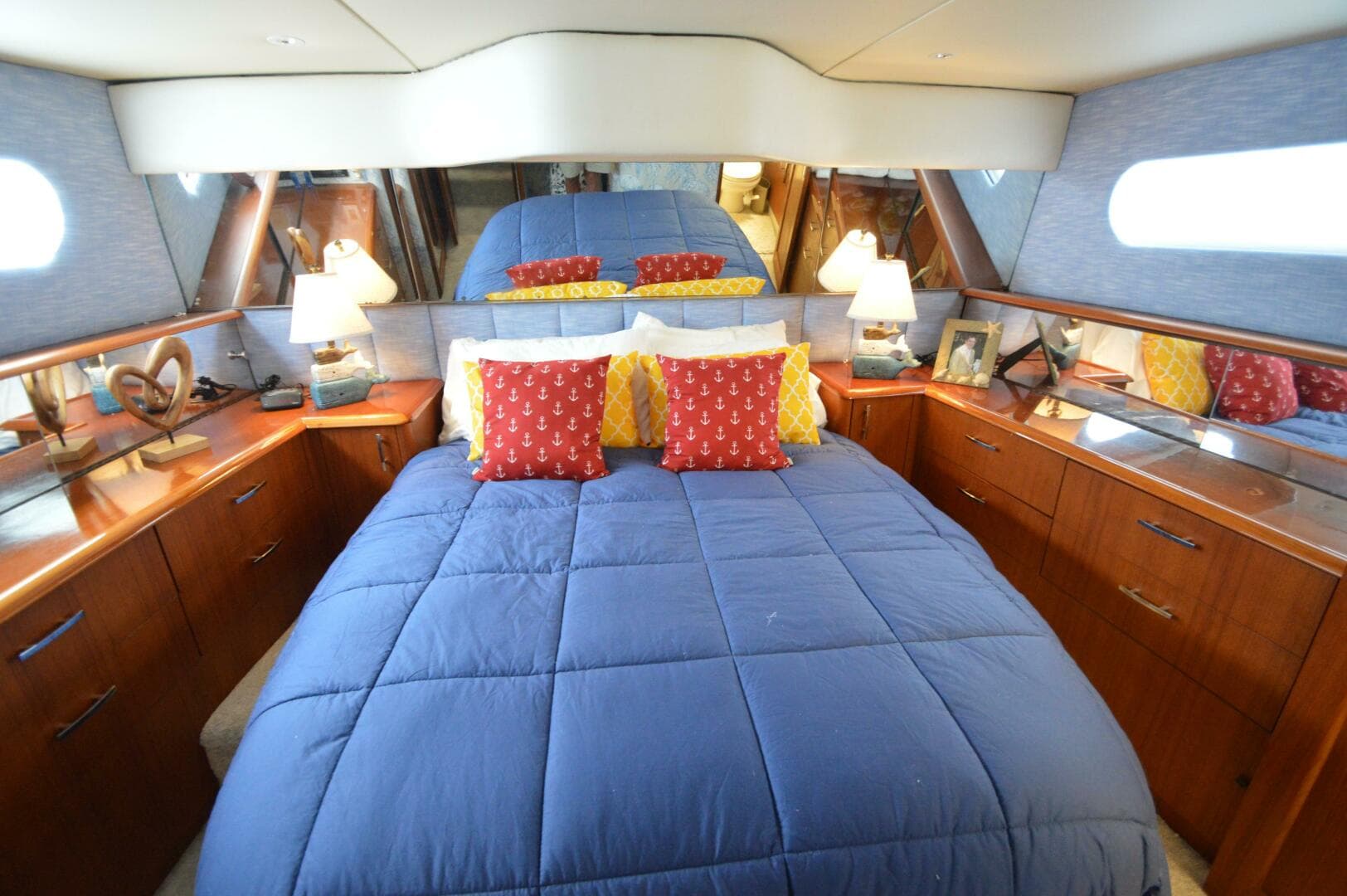 1995 Ocean 48 Cockpit — photo 33