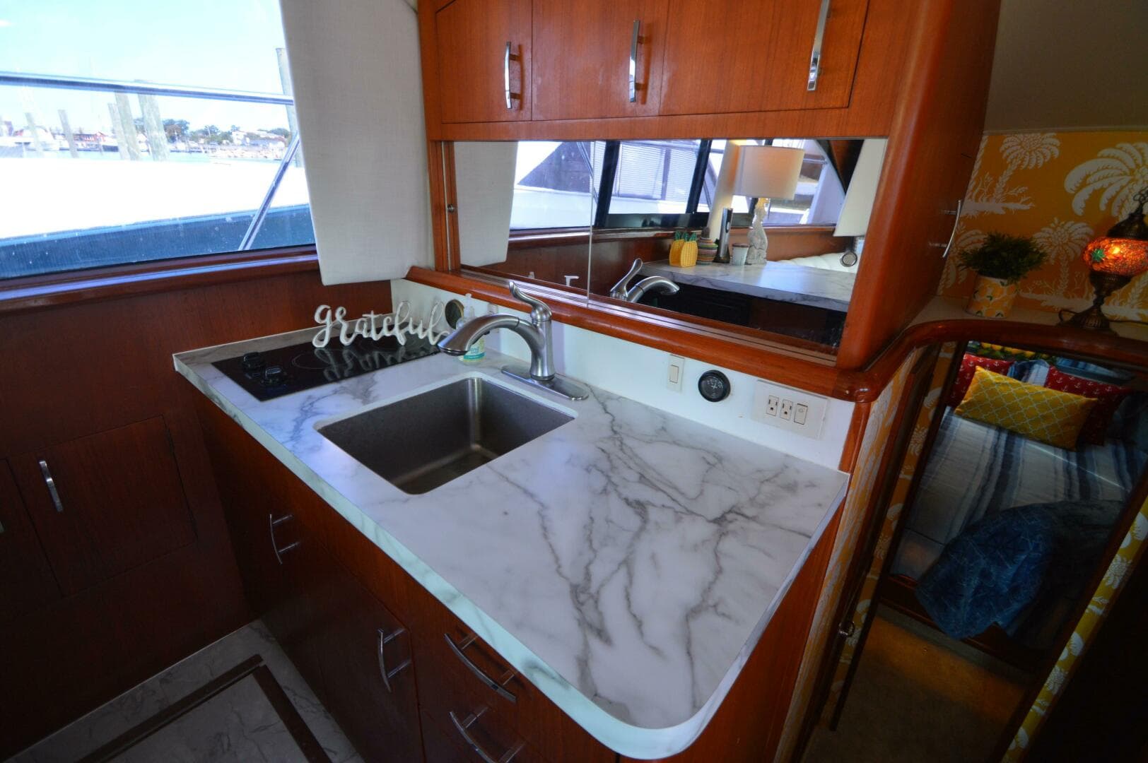 1995 Ocean 48 Cockpit — photo 28