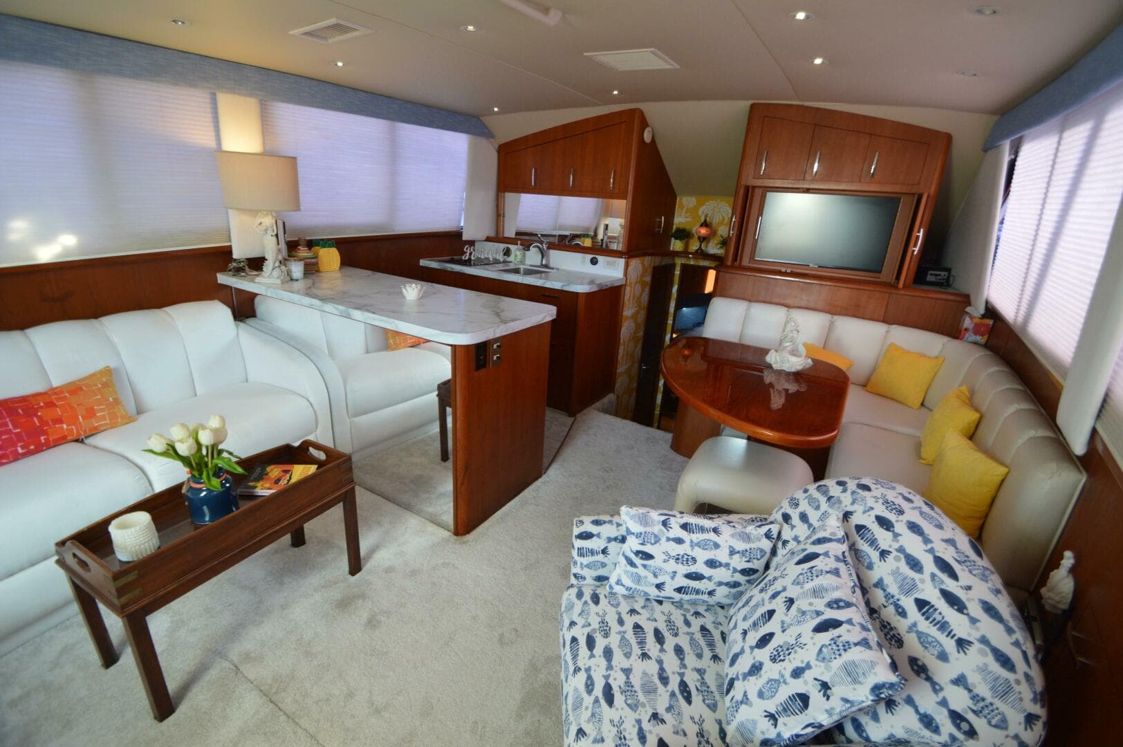 1995 Ocean 48 Cockpit — photo 7