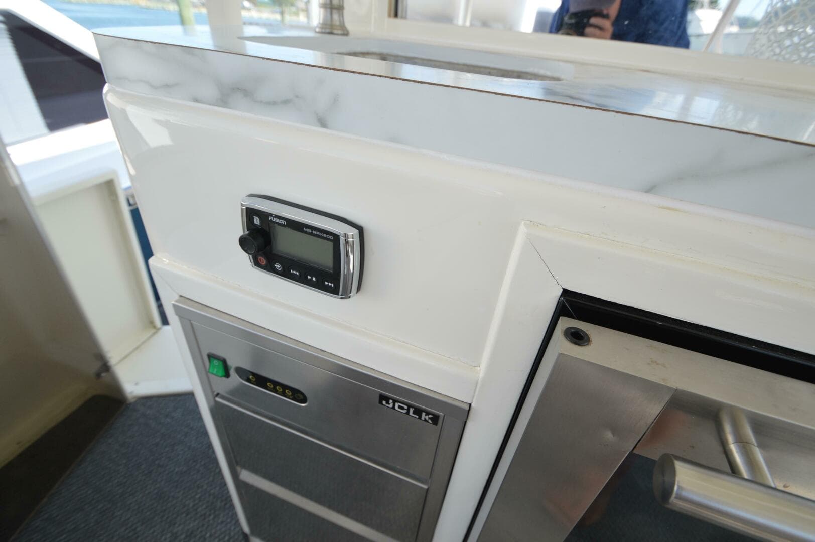 1995 Ocean 48 Cockpit — photo 74