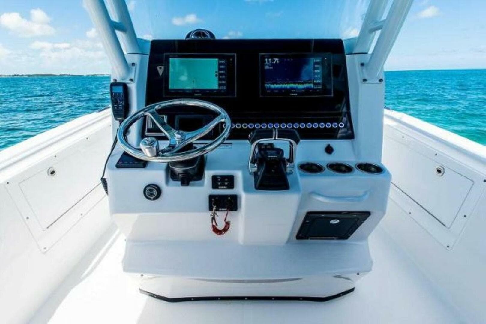 2025 Edgewater 325 CC — photo 4