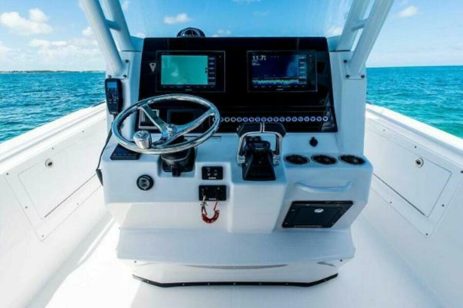 2025 Edgewater 325 CC — photo 4