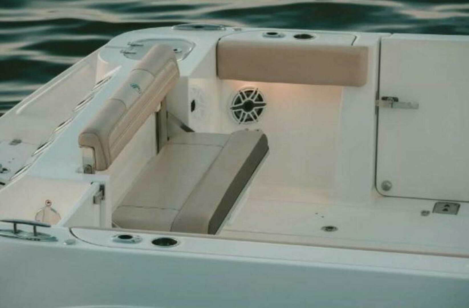 2025 Edgewater 340 CC — photo 13