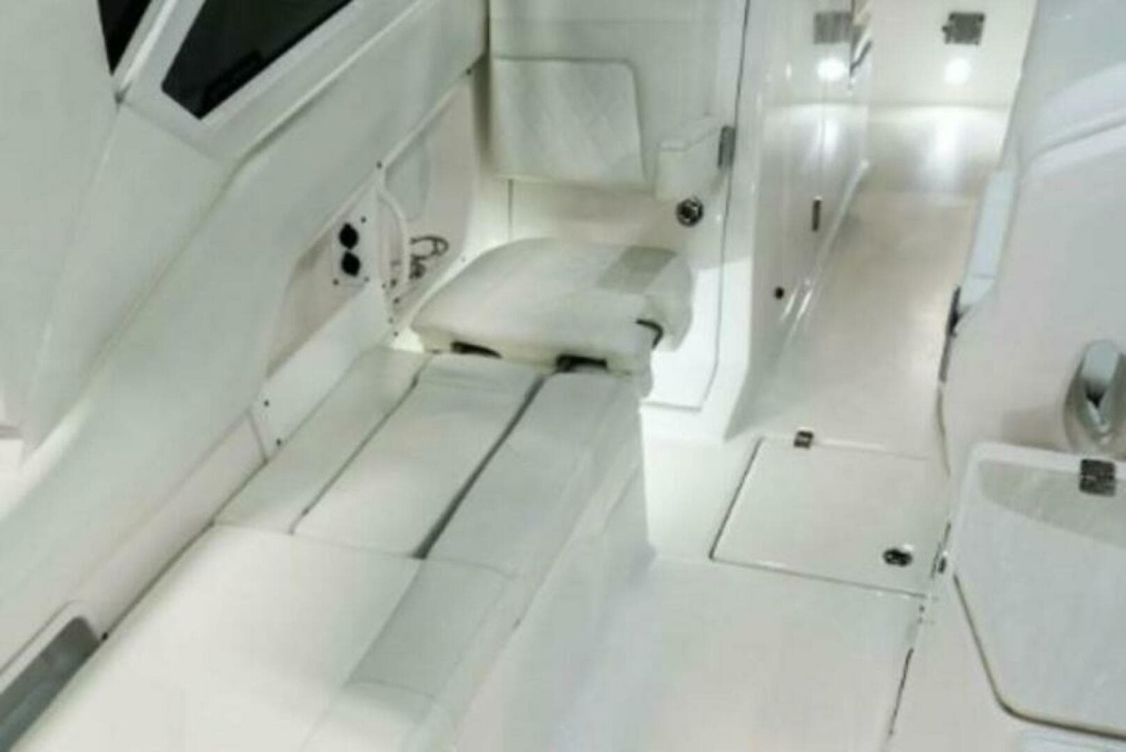 2025 Edgewater 262 CX — photo 13